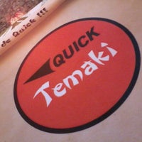 รูปภาพถ่ายที่ Quick Temaki โดย Leonardo W. เมื่อ 10/13/2012