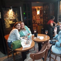 10/23/2017 tarihinde Polat C.ziyaretçi tarafından Bar-ish Pub'de çekilen fotoğraf