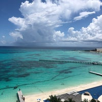 Photo taken at Hotel Riu Cancun by Mario G. on 9/19/2020