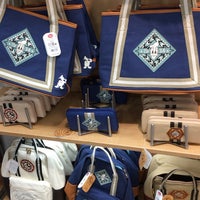 ディズニーストア Toy Game Store In 酒々井町 ディズニーストア Toy Game Store In 酒々井町