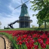 Photo taken at オランダ型風車 by bakumon on 4/19/2023