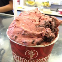 Photo taken at Cold Stone Creamery by Kevin J. on 7/4/2013