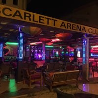 Photo taken at Scarlet Bar Çalış by Rahmi U. on 8/23/2016