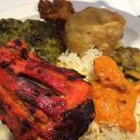 Foto diambil di Saagar Fine Indian Cuisine oleh Jude L. pada 1/27/2014