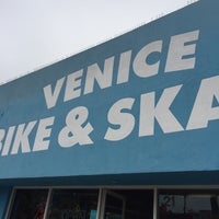 Photo taken at Venice Bike and Skate by Black W. on 7/3/2015