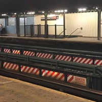 Photo taken at MTA Subway - Westchester Square/E Tremont Ave (6) by Hope Anne N. on 11/16/2018