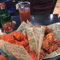 Photo taken at Wing Stop Sports by Yunuen A. on 3/2/2018