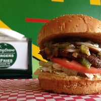 1/25/2016 tarihinde Carytown Burgers &amp;amp; Fries - Lakesideziyaretçi tarafından Carytown Burgers &amp;amp; Fries - Lakeside'de çekilen fotoğraf
