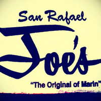 รูปภาพถ่ายที่ San Rafael Joe&amp;#39;s โดย SteFanie F. เมื่อ 2/12/2013