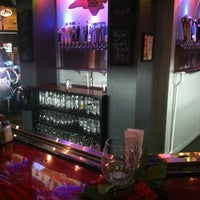 Снимок сделан в Brewmasters Bar &amp;amp; Grill пользователем Jackie P. 12/24/2012