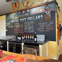 Снимок сделан в Coffee Pot Cellars пользователем Addison 4/28/2024