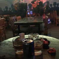 Foto scattata a Deli Mavi Cafe &amp;amp; Bar da Ayhan C. il 11/3/2021