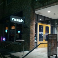 Снимок сделан в Nosh Wine Lounge пользователем Jeff W. 9/22/2012