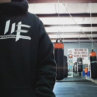 Photo taken at WestEnd Boxing Gym by Rod C. on 2/10/2016