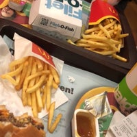 Photo taken at McDonald&amp;#39;s by Macide B. on 9/20/2018
