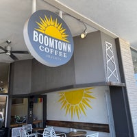 3/18/2022 tarihinde Gino F.ziyaretçi tarafından Boomtown Coffee'de çekilen fotoğraf