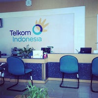 Review Telkom STO Manyar