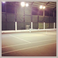 Review Gedung Olahraga Araya