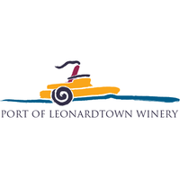 1/28/2016 tarihinde Port of Leonardtown Wineryziyaretçi tarafından Port of Leonardtown Winery'de çekilen fotoğraf
