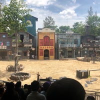 Photo taken at Hollywood Cowboy Stunt Show by Thittrw on 7/17/2019