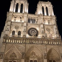 Foto tomada en Catedral de Nuestra Señora de París  por Elena K. el 11/14/2018