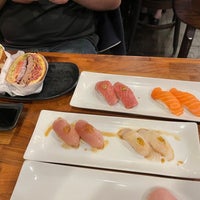 Photo taken at King&amp;#39;s Burgers/Got Sushi? by Christian F. on 11/10/2022