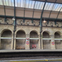 Photo taken at Notting Hill Gate London Underground Station by Jonathan F. on 5/9/2024
