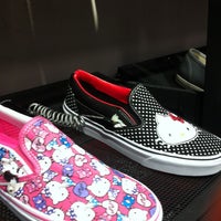 vans outlet san ysidro