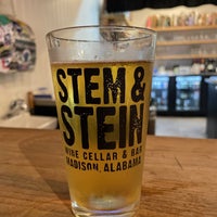 Foto tomada en The Stem and Stein  por Heath W. el 8/5/2022