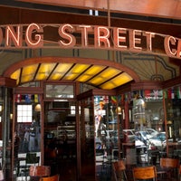 5/31/2013にKristian R.がLong Street Caféで撮った写真