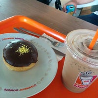 Photo taken at Dunkin&amp;#39; by Stallone T. on 11/1/2014