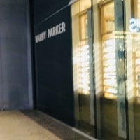 รูปภาพถ่ายที่ Warby Parker โดย mydarling เมื่อ 11/26/2019