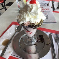 Photo taken at Cabot&amp;#39;s Ice Cream &amp;amp; Restaurant by Cathy on 6/3/2021