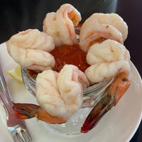 Photo taken at Betty Lou&amp;#39;s Seafood &amp;amp; Grill by LuÍza P. on 11/21/2019
