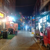 Photo taken at Barlar Sokağı by 🐆👑💣🔥💎🦂LE🅾PAR HATUN🦂💎🔥💣🦅👑 . on 1/23/2024