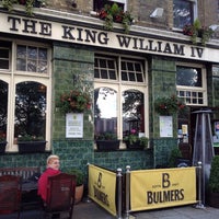 Photo taken at King William IV by ᴡ B. on 5/25/2014