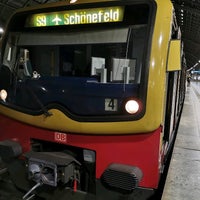 Photo taken at Gleis 1/2 (S-Bahn) by Linus L. on 6/15/2020