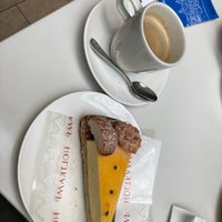Photo taken at Rijksmuseum Café by Bart D. on 7/27/2023