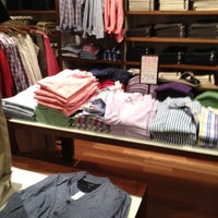 Photo taken at Banana Republic by C W. on 4/20/2013