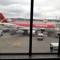 Photo taken at Domestic Departures by Camila Z. on 10/4/2018
