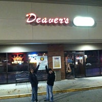 Foto tomada en Deaver&amp;#39;s Restaurant &amp;amp; Sports Bar  por Cassi D. el 10/28/2012