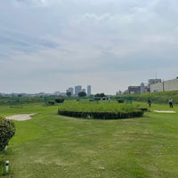 Photo taken at 多摩川うなねパークゴルフコース by おはぎ on 7/18/2022