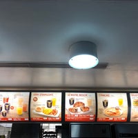 Photo taken at McDonald&amp;#39;s by Junghun H. on 10/15/2018