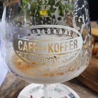 Das Foto wurde bei Café De Koffer von Rob H. am 5/21/2022 aufgenommen