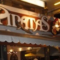 Photo taken at Piratas by Wanessa A. on 2/23/2013