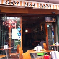 10/4/2012 tarihinde Javier P.ziyaretçi tarafından Coffee Moss Eisley'de çekilen fotoğraf