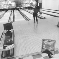 11/24/2015에 Nic님이 Cypress Lanes Bowling • Arcade • Bar &amp;amp; Grill에서 찍은 사진