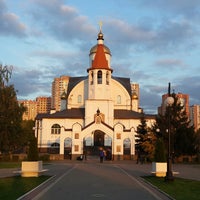 Photo taken at Храм Казанской иконы Божией Матери by Данил У. on 10/8/2017