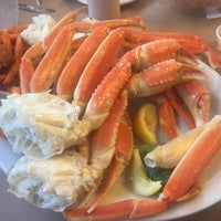 Photo prise au Blue Ridge Seafood par Lauralovinglife G. le6/28/2017