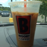 Photo taken at BIGGBY COFFEE by Jenny L. on 7/26/2014
